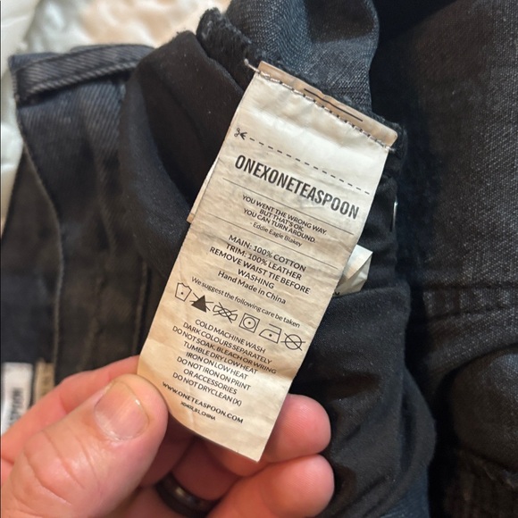 One Teaspoon Dark Denim Jean Shorts junk yard - Picture 11 of 11